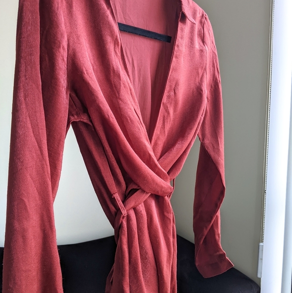 PRETTYLITTLETHING Dress / Size 2 - Picture 2 of 9